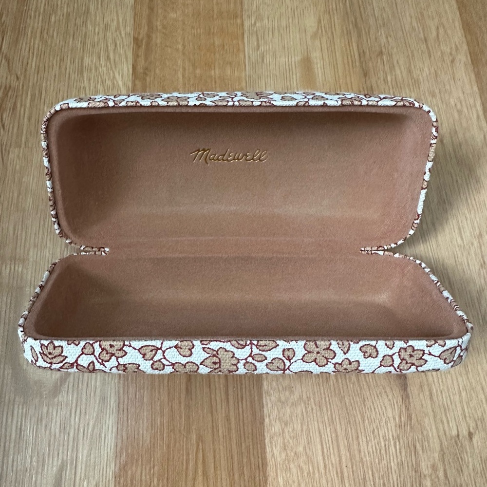 madewell • eyeglass/sunglass case